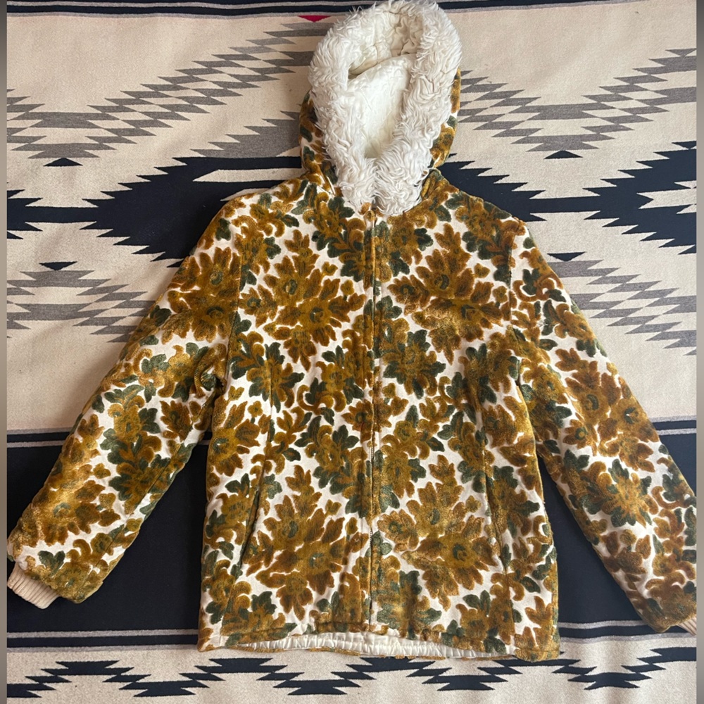 Fabulous 1960’s hooded ski jacket!